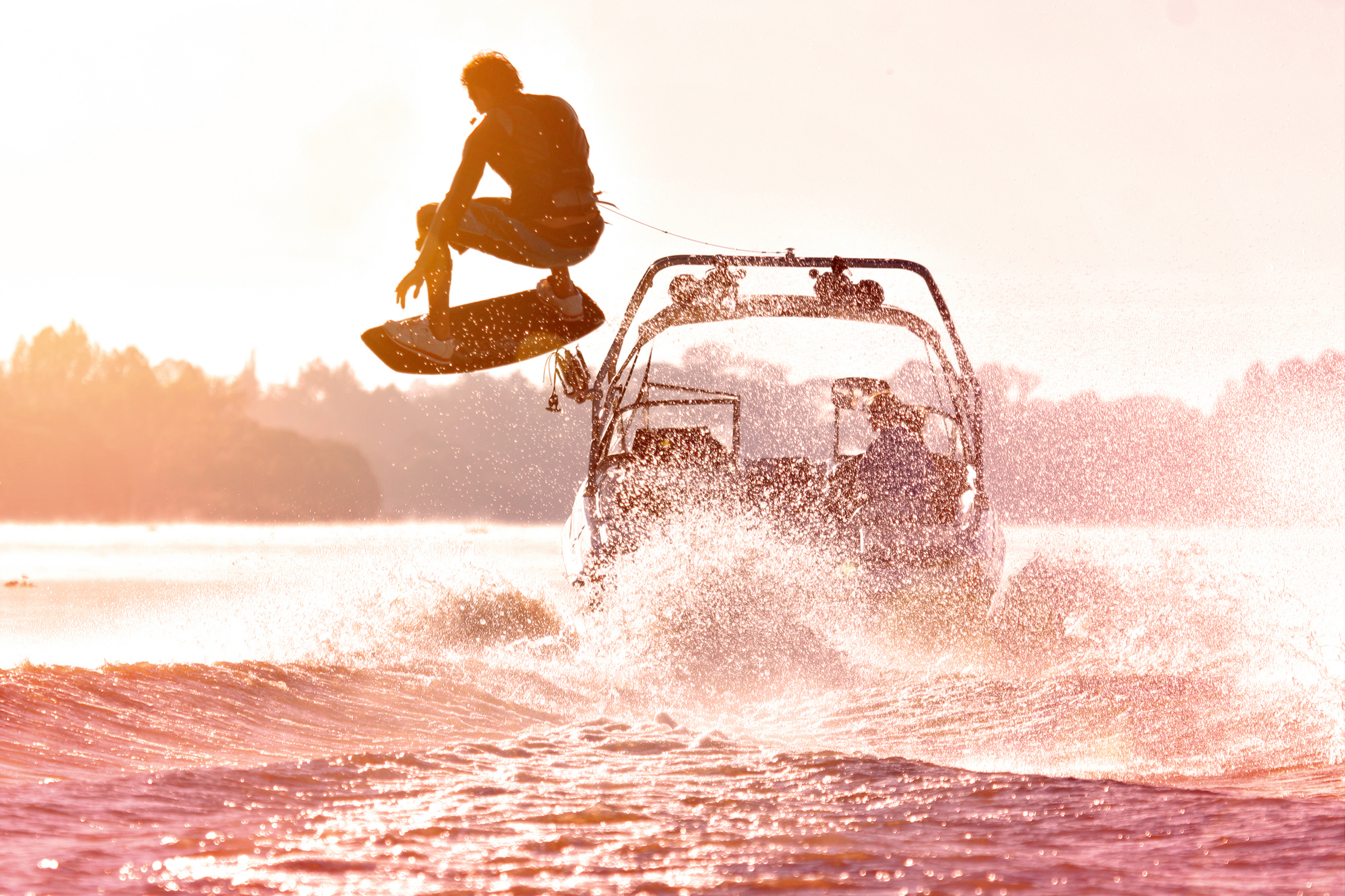 Attività acquatiche in navigazione: Waterski