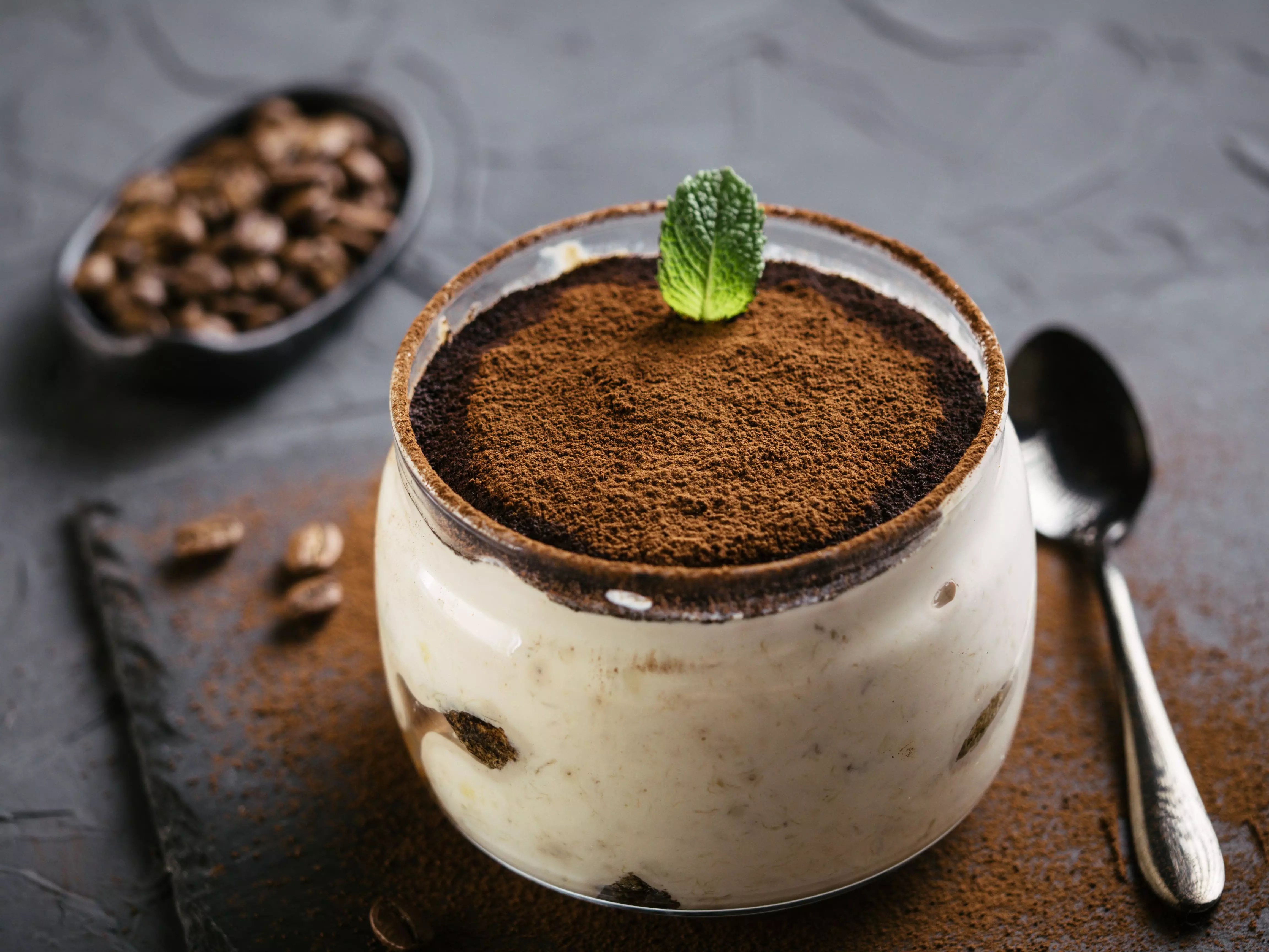 No meal is complete without the dessert, and tiramisù is always a good idea!