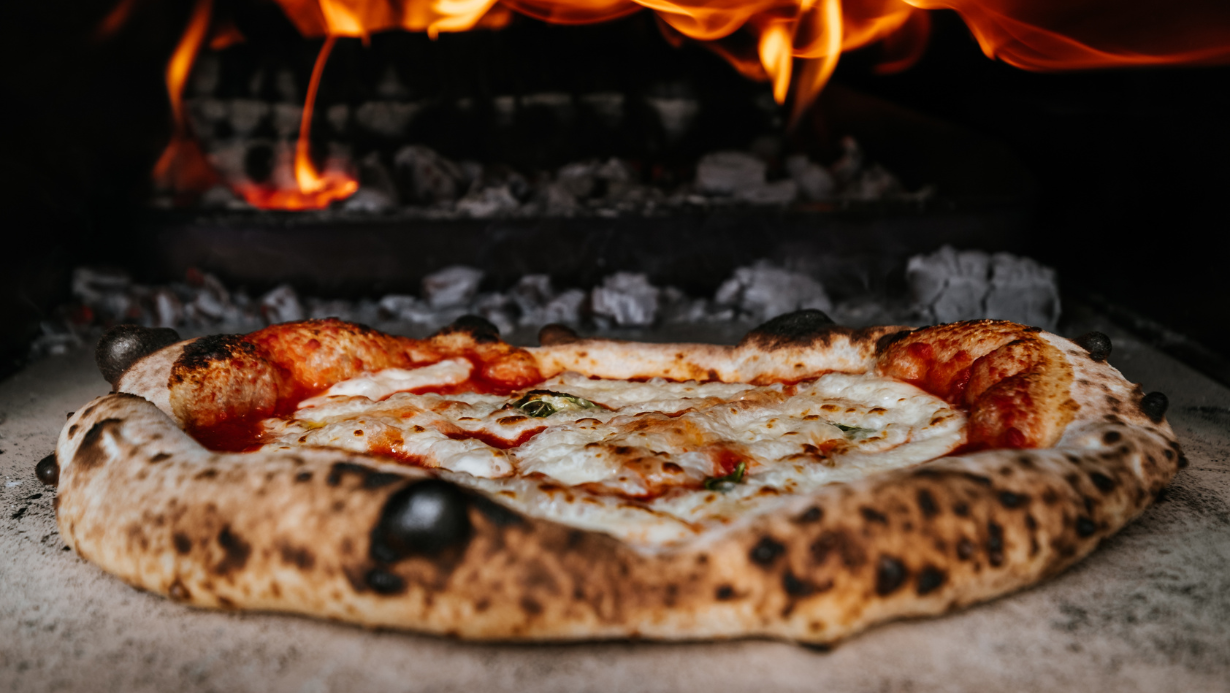 The unique Neapolitan pizza 