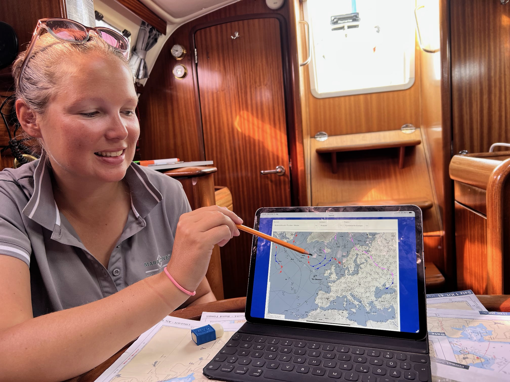 Digitale Törnplanung an Bord einer Segelyacht